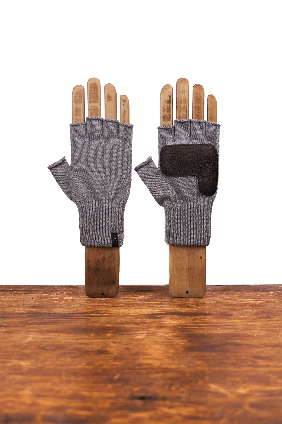 Merino Wool and Recycled PET Fingerless Gloves With BLACK Deer - STEEL